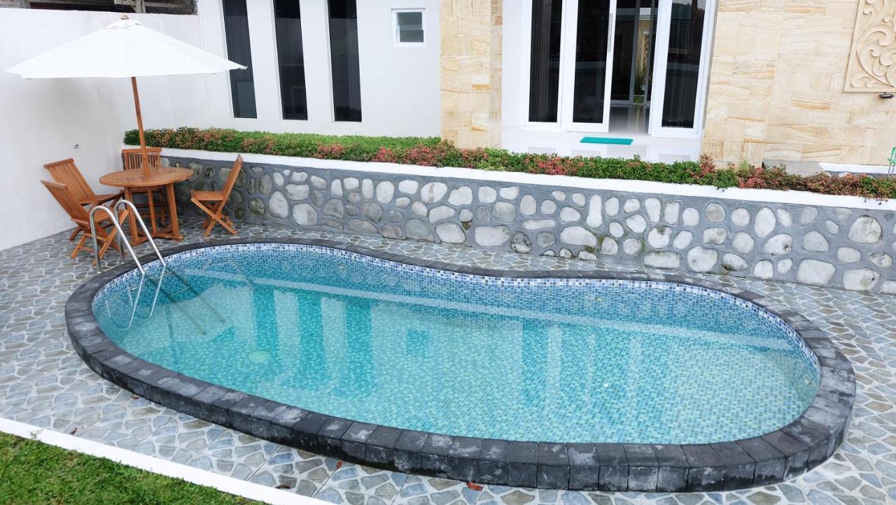 Villa Jogja Grand Bale With Private Pool By Simply Homy Yogyakarta Extérieur photo